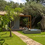 Poly's Lefkada アパート