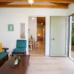 Poly's Lefkada アパート