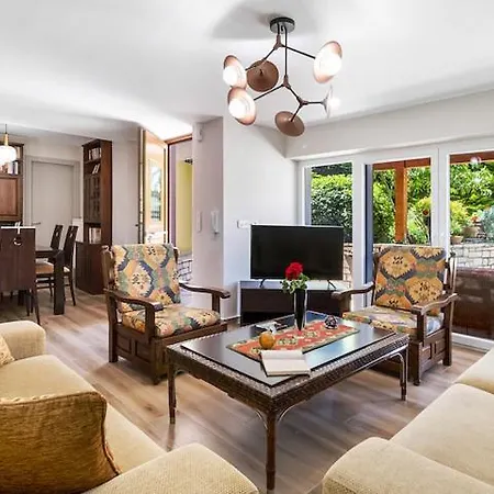 アパート Poly's Lefkada