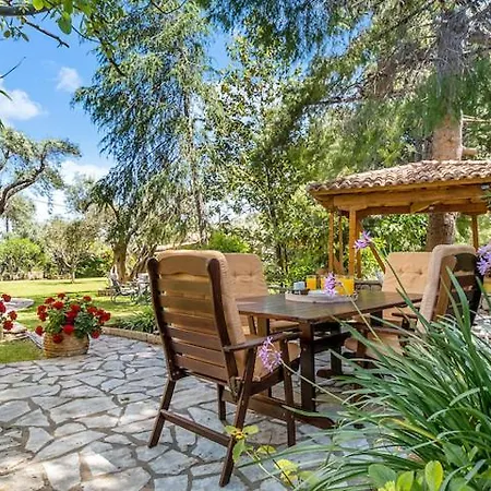 Poly's Lefkada Apartment