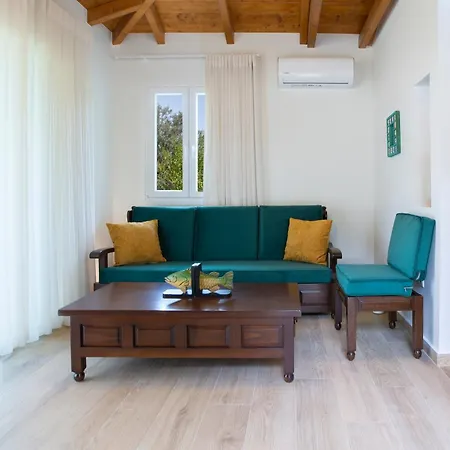 Poly's Lefkada Apartment Apolpaina