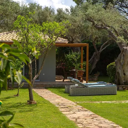 Poly's Lefkada アパート