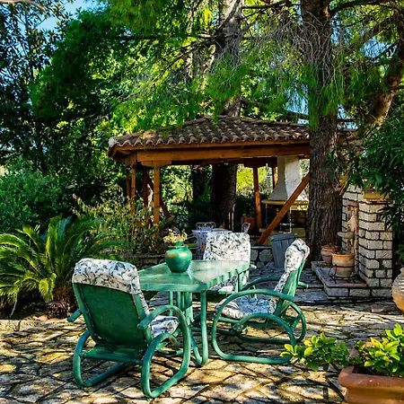 Διαμέρισμα Poly's Lefkada *